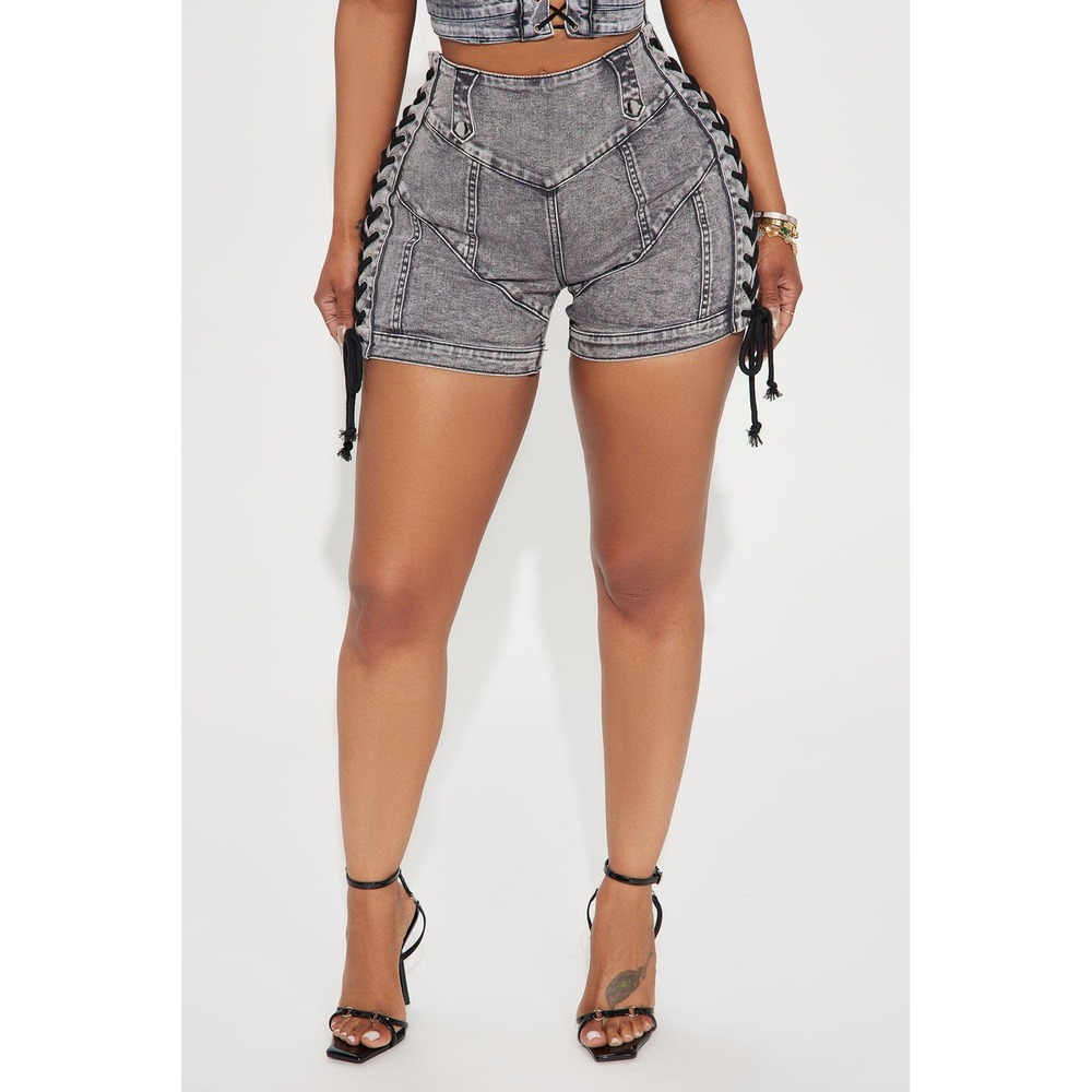 Women's Grunge Biker Festival Concert Lace Up Stretch Denim Shorts Size 7 Grey
